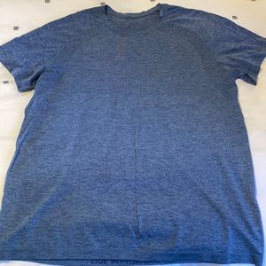 Lululemon mens shirt size XL